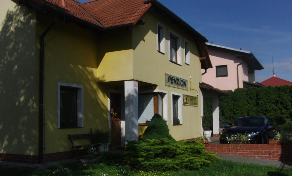 Penzion Ubytovani Kvetinova Krelov Zewnętrze zdjęcie